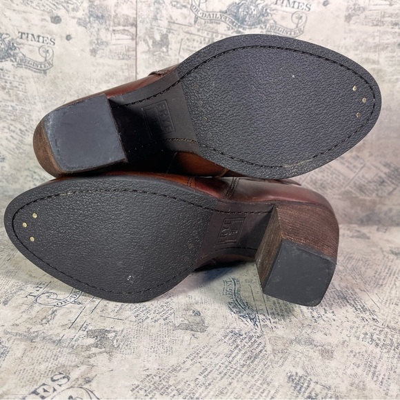 Frye Patty Ridding Bootie Redwood color leather - Picture 9 of 13